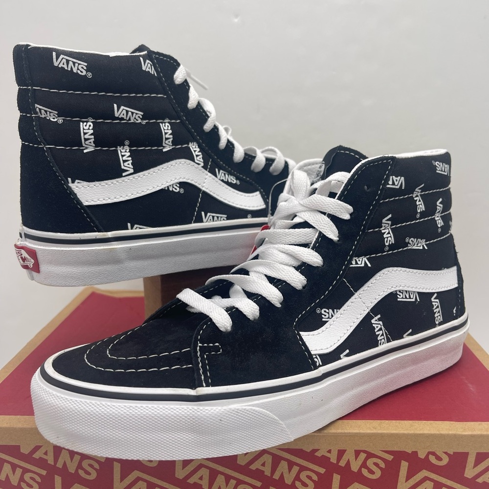 Vans WMNS Sk8-Hi
(Vans) Black/True White Sneakers
VN0A32QGQW7 - Picture 8 of 16